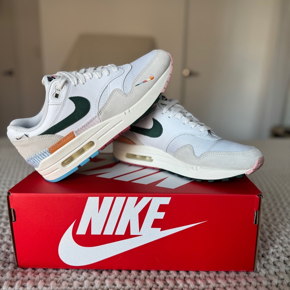 Nike Air Max 1 - All Petals - size 8.0